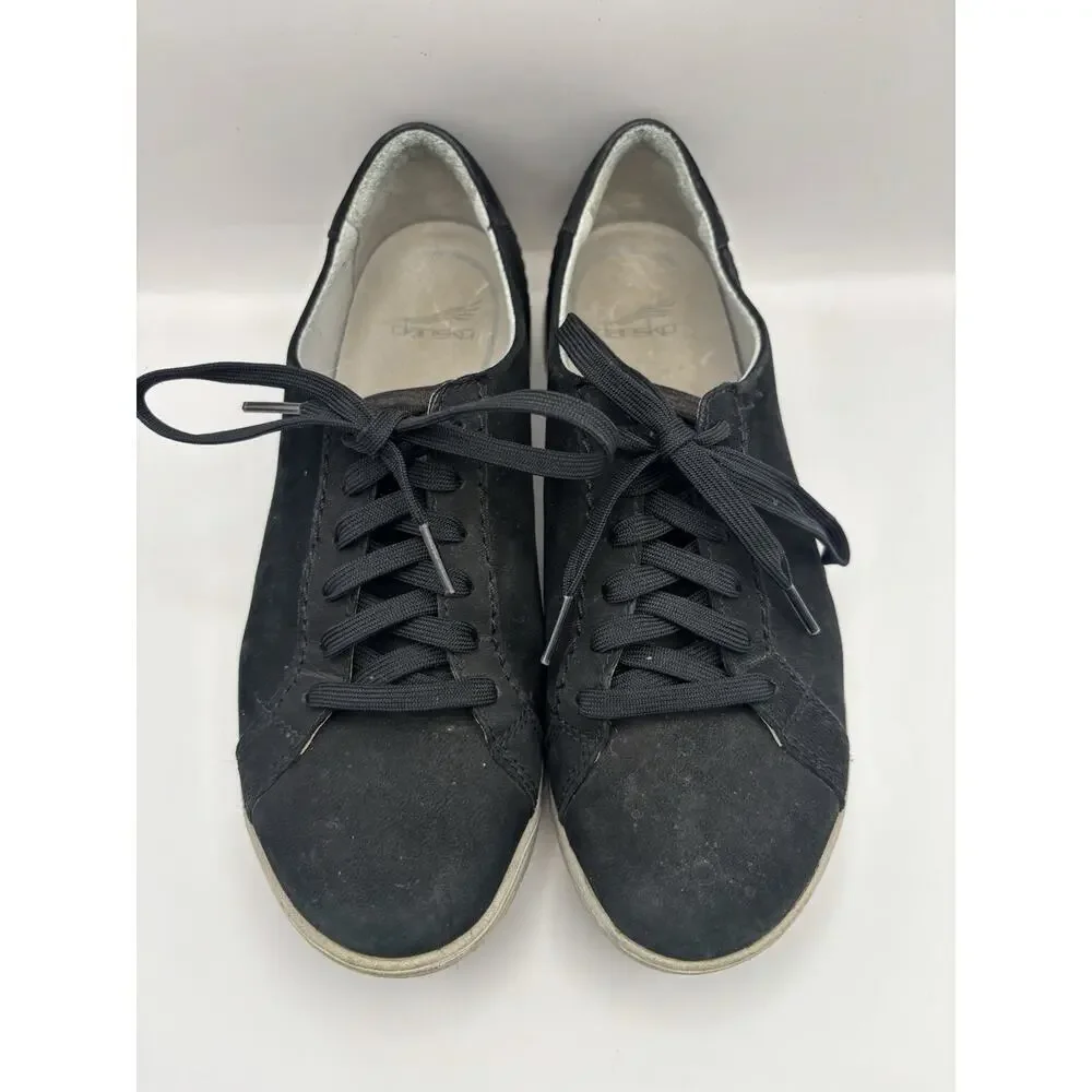 Dansko Leela Waterproof Black Sneakers Size 39 (women 8.5-9)